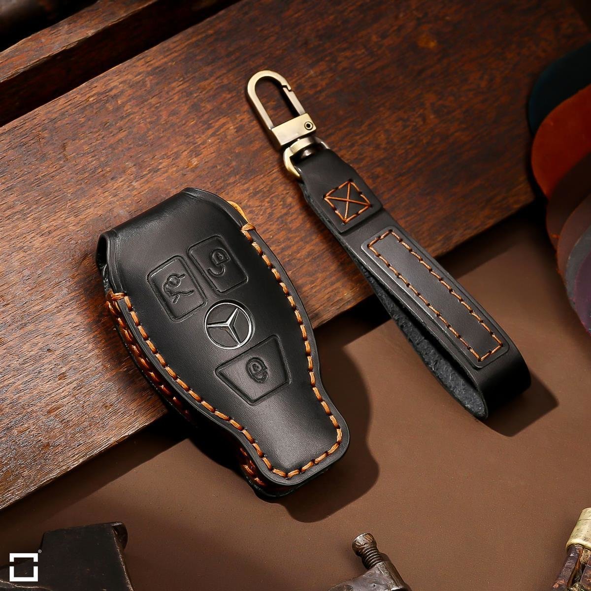 Premium leather key cover for Mercedes-Benz keys incl. keyring hook +,  24,50 €