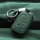 Funda protectora de cuero alcantara para llaves Volkswagen, Skoda, Seat Incluye mosquetón + llavero (LEK69-V4)