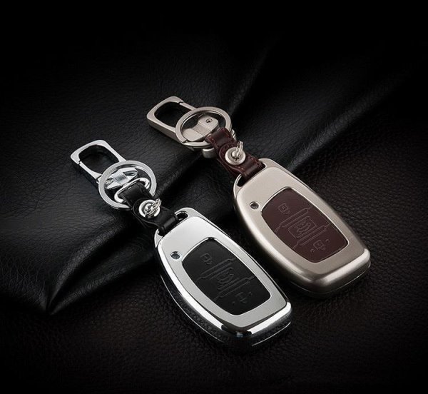 Alu Hartschalen Schlüssel Case passend für Hyundai Autoschlüssel chrom/schwarz HEK2-D1-29